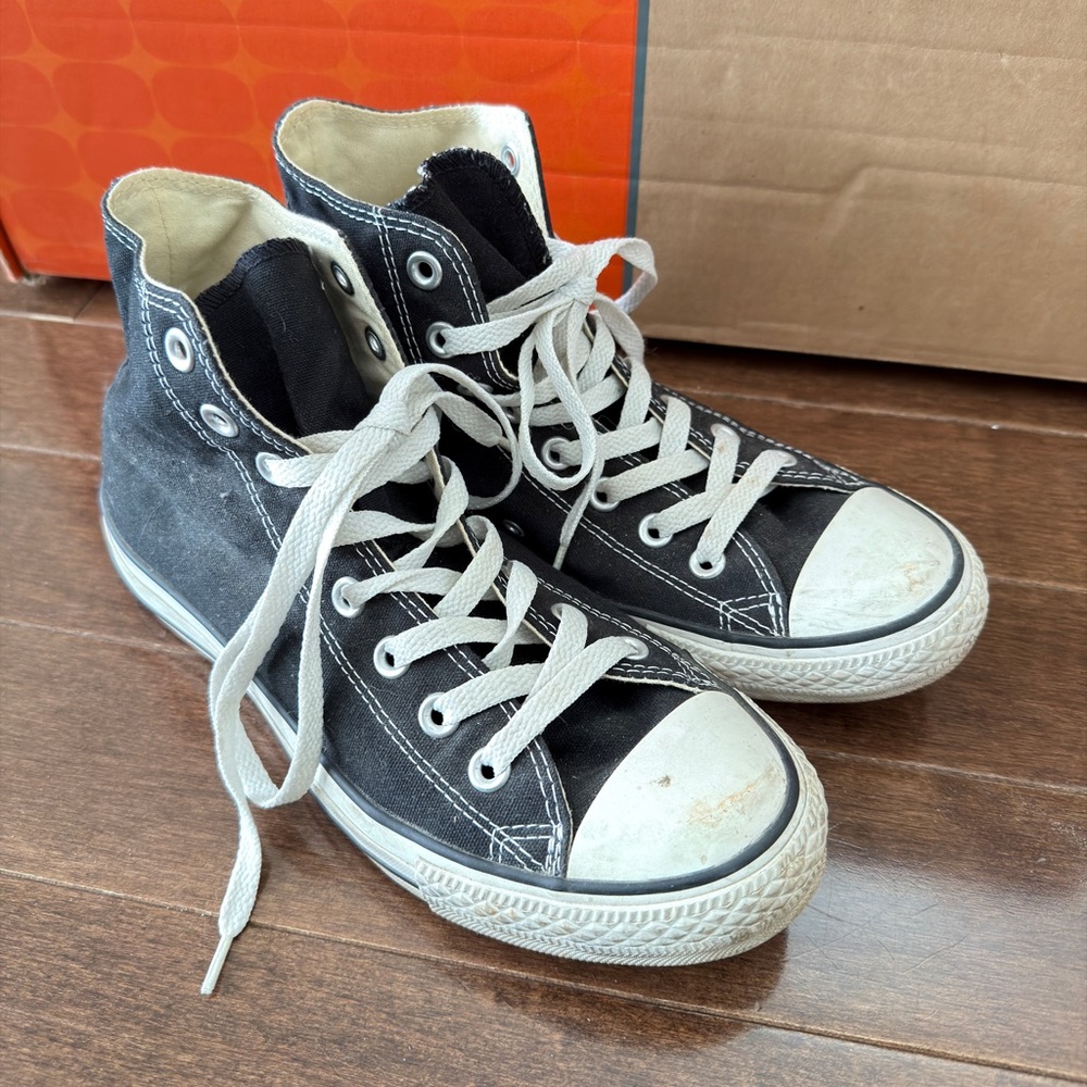 Converse Hightops